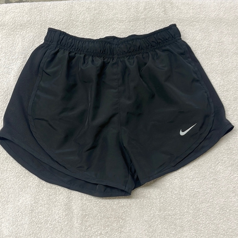Nike dry fit extra small lined shorts